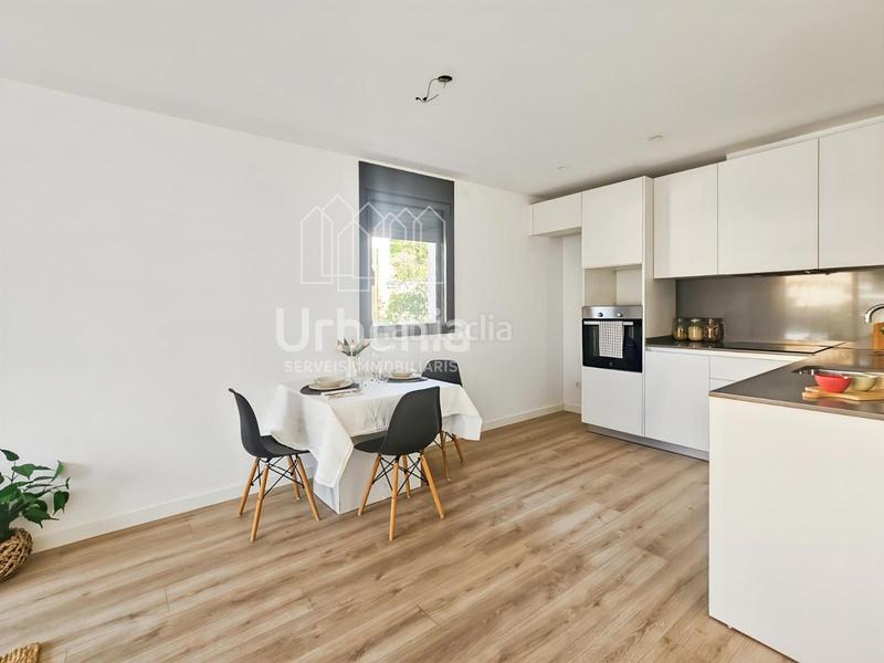 Foto 8f4e58d5-5d56-40c7-9114-afebc619b71a. Duplex con riscaldamento parcheggio piscina in Zona alta Arenys de Mar