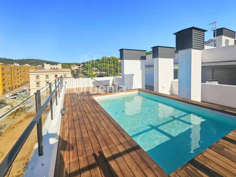 Foto c81596e3-387d-4a50-94f3-fdbfbd21a612. Duplex con riscaldamento parcheggio piscina in Zona alta Arenys de Mar