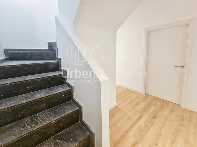 Foto 35309da2-51c6-45a0-bc41-590a77851621. Duplex con riscaldamento parcheggio in Zona alta Arenys de Mar