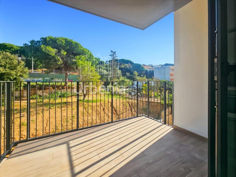 Foto 3f2d6388-dafd-45d8-b81b-5c4a279d8009. Duplex con riscaldamento parcheggio in Zona alta Arenys de Mar