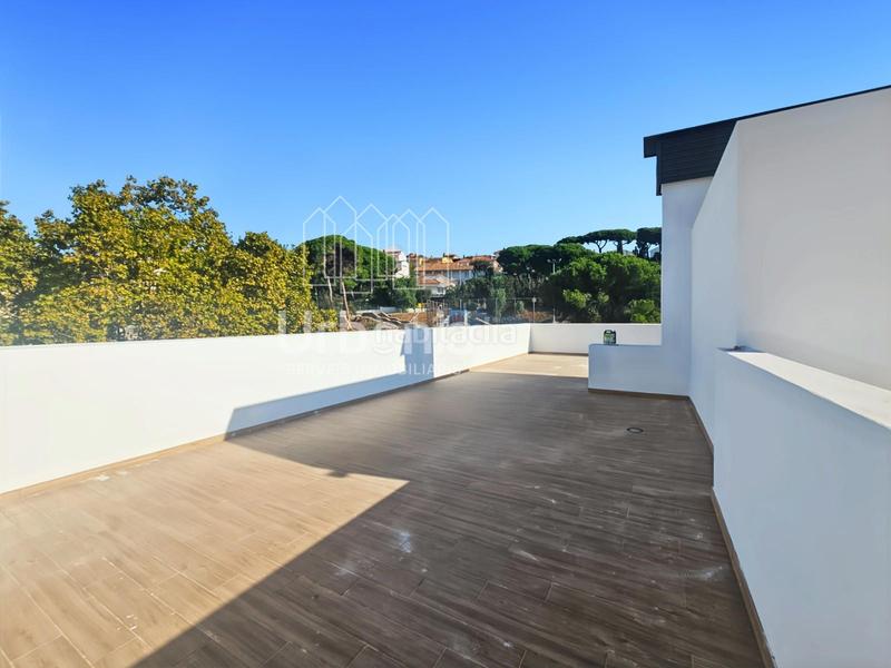 Foto 785f704b-ef36-4470-84a4-8c69bca84bdc. Duplex con riscaldamento parcheggio in Zona alta Arenys de Mar