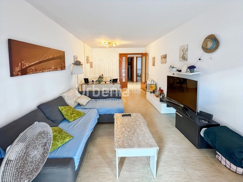 Foto 1a0d4d37-f786-438b-a8f4-91cbb837f6ca. Pis amb calefacció a Poblenou Pineda de Mar