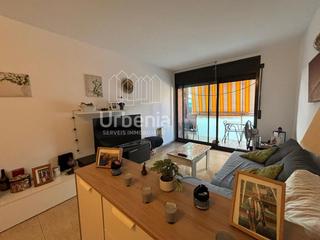 Pis a Poblenou. Piso con balcón en poblenou, pineda de mar