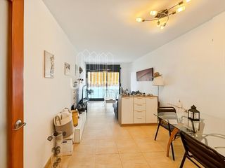 Piso en Poblenou. Piso con balcón en poblenou, pineda de mar