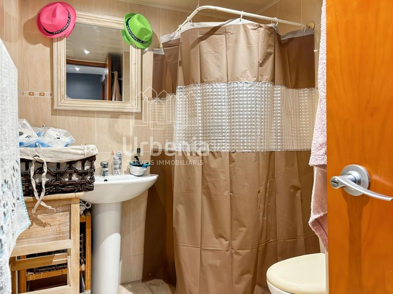 Foto b38a6cdc-3b16-4134-861d-53d0012a7f96. Pis amb calefacció a Poblenou Pineda de Mar