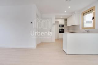Etagenwohnung  Antoni bori. Hoy os presentamos este maravilloso piso a estrenar de 3 habitac