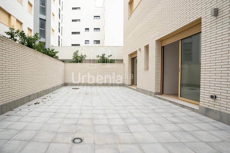 Foto 8eb3d723-5d04-4635-baca-f3e7d6e874b1. Pis amb calefacció a Gorg Badalona