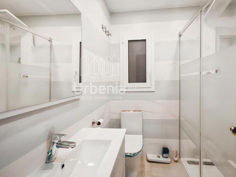 Foto 5431f531-795b-4a2f-8145-bc180fac520f. Pis amb calefacció a Canet de Mar