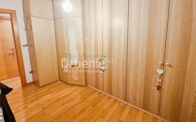 Foto cde7bdd0-54e8-4ed7-b7ad-aceea82ebeb7. Pis amb calefacció a Els Molins Mataró