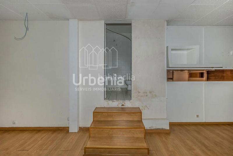 Foto 125b86a0-22b7-4776-93fc-10d8cd254594. Local comercial  en venta con una superficie de 94 m situado en la localidad , provincia de barcelona. en Mataró