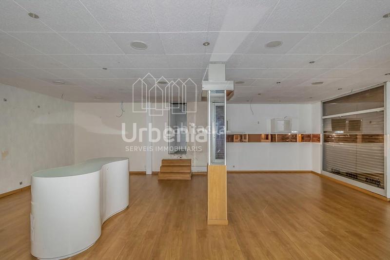 Foto 19f11f42-2e66-4312-a61a-ec8a3e2645bf. Local comercial  en venta con una superficie de 94 m situado en la localidad , provincia de barcelona. en Mataró