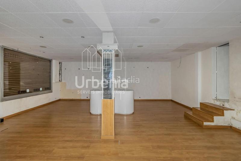 Foto 3e439423-386c-4efc-b207-14767f5ee3a9. Local comercial  en venta con una superficie de 94 m situado en la localidad , provincia de barcelona. en Mataró