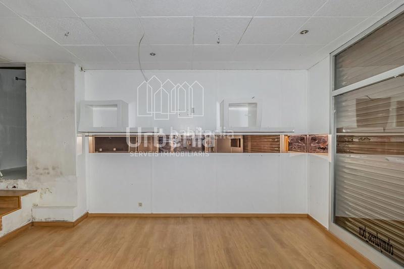 Foto 3e9a0de0-696d-4de2-8160-ea1cbf846603. Local comercial  en venta con una superficie de 94 m situado en la localidad , provincia de barcelona. en Mataró