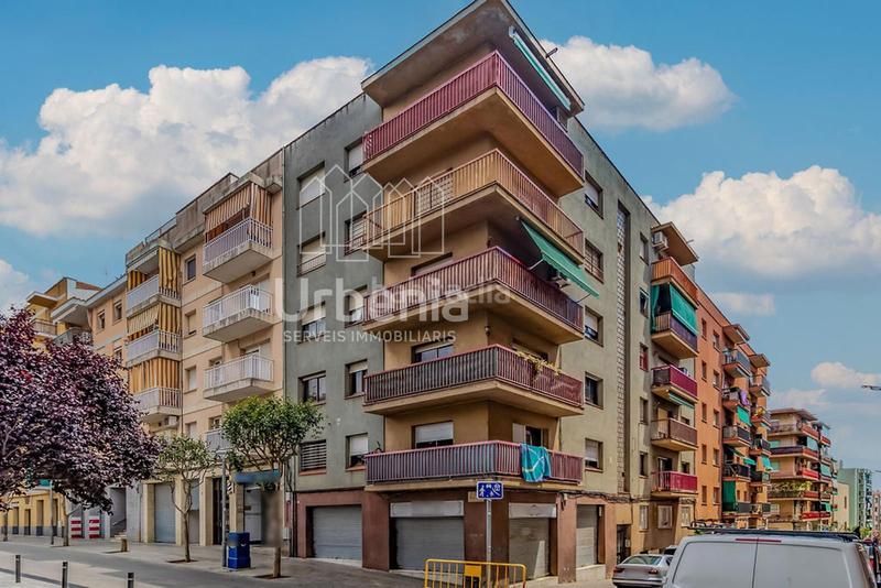 Foto 5fbbd9b9-1ed0-4d24-82c7-eadba6dde376. Local comercial  en venta con una superficie de 94 m situado en la localidad , provincia de barcelona. en Mataró