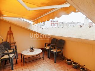 Dúplex en Calella. Precioso dúplex ático amoblado en el centro de calella a pocos m