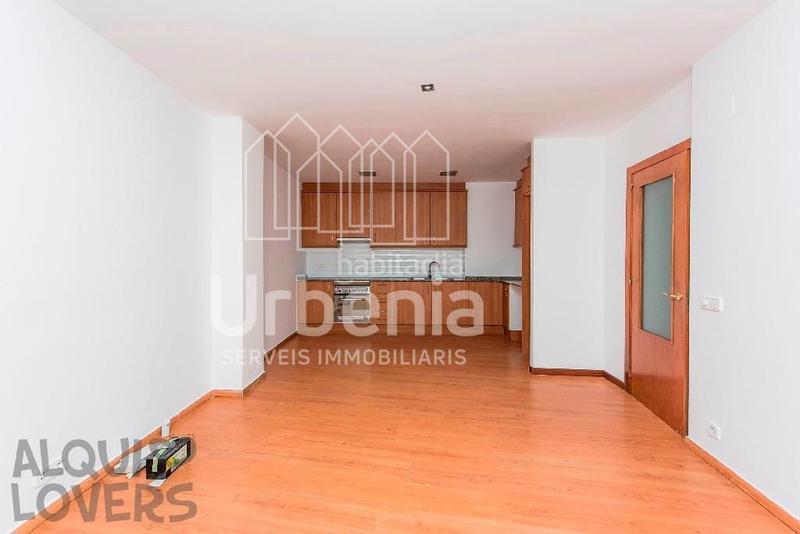 Foto f564bcac-4490-4f88-9da8-8aebf342cd4d. Piso  en venta con inquilinos. en Cirera Mataró