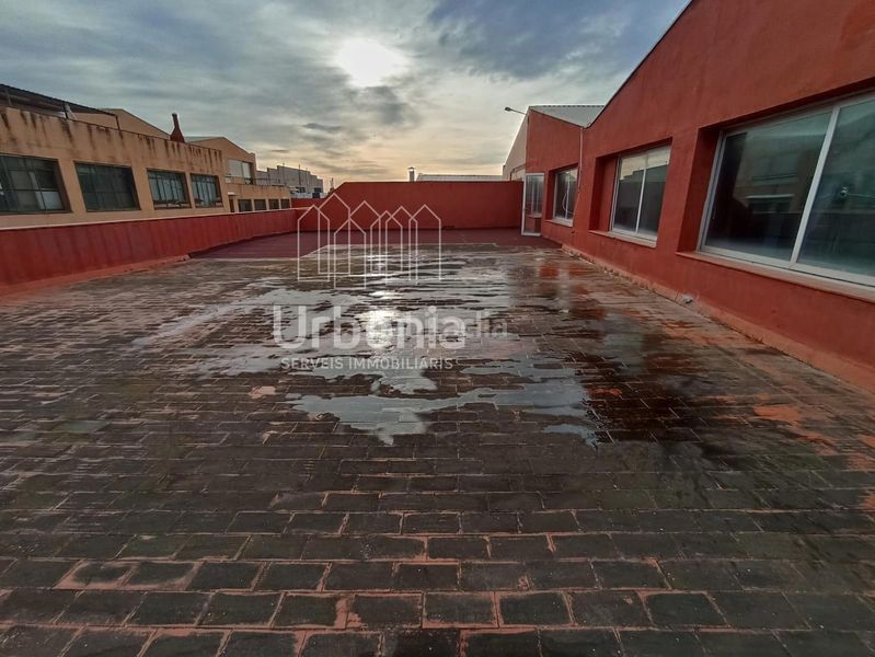 Foto b6b6b279-de03-4650-bd28-97b060925371. Local comercial a Rocafonda Mataró
