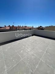 Casa adossada a Canet de Mar. Espectacular casa de obra nueva, no hay nada mejor por zona ni c