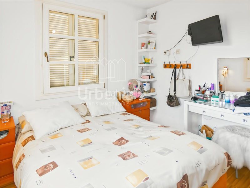 Foto b06f5c4d-0f62-42b6-ab7d-4198a986d2d8. Casa amb calefacció a Els Molins Mataró