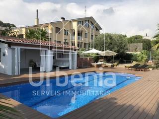 Xalet a Sant Feliu de Codines. Magnifica casa de lujo en st feliu de codines
