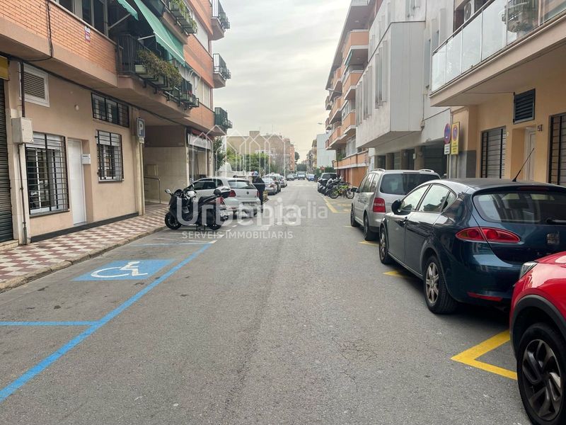 Foto 9ea2bbea-e511-4944-a332-cf98cd0d5359. Local comercial a Centre Pineda de Mar