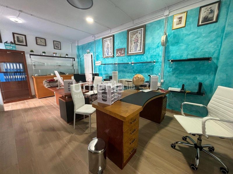 Foto f359d0fa-7871-47b8-859b-dadedd083004. Local comercial a Centre Pineda de Mar