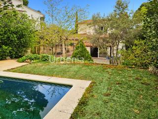 Maison à Arenys de Munt. Casa de lujo con piscina, jardín y vistas espectaculares en aren