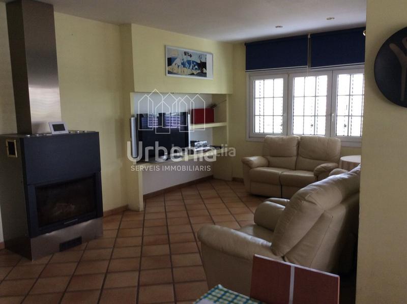 Foto 5ce35108-b98b-43fc-a02a-53f05562dfd8. Chalet activo ocupado. amplia casa , barcelona, ideal para familias. en Argentona