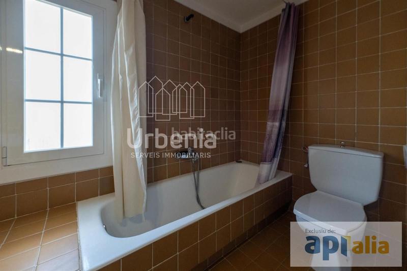 Foto 01d97739-38a2-4a18-a1ec-dab34d45d91c. Casa amb calefacció aparcament piscina a Vilassar de Dalt