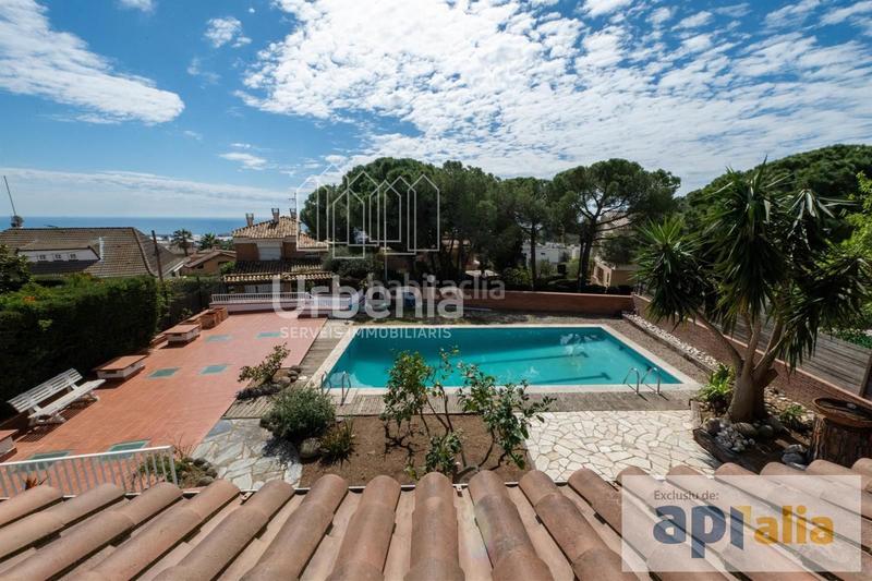 Foto 3450af55-c155-46ce-a153-b5d43a0b797e. Casa amb calefacció aparcament piscina a Vilassar de Dalt