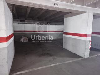 Aparcament cotxe  Sa boada. Plaza de aparacmiento grande en arenys de mar