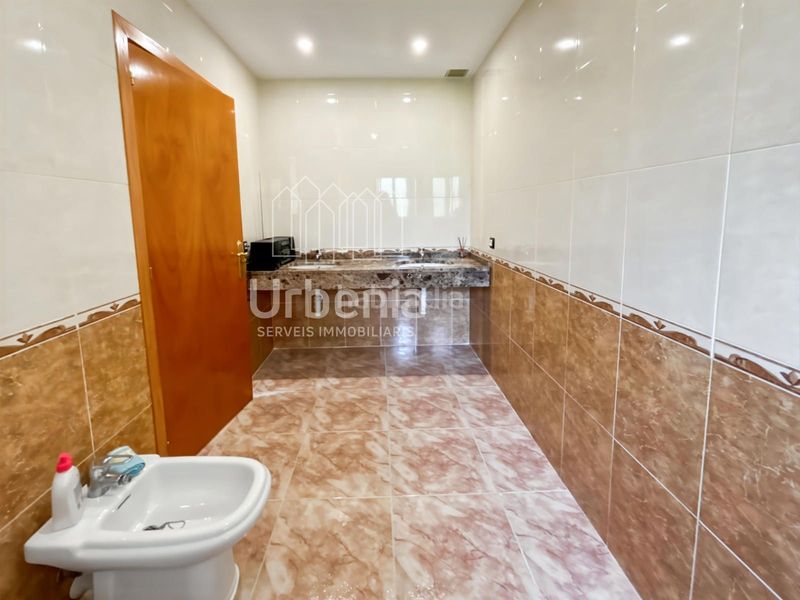 Foto b9d9e176-96eb-4a6e-a16f-dc76a7178406. Casa amb calefacció aparcament piscina a Palafolls