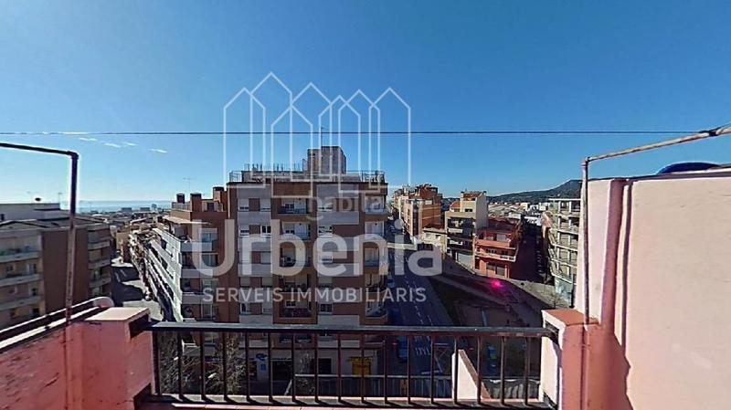 Foto 4a39f798-d4a9-4513-a1a9-6097577a4140. Ático oportunidad de inversión inmueble ocupado en Mataró