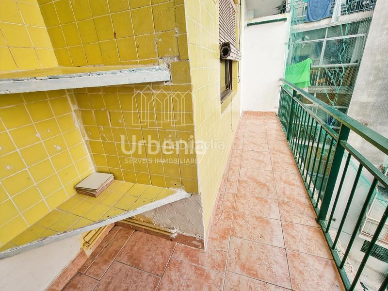 Foto 83859762-c5d6-4737-bbe9-77ce05f039eb. Piso  en bloque de pocos vecinos junto a ctra de mata en Mataró