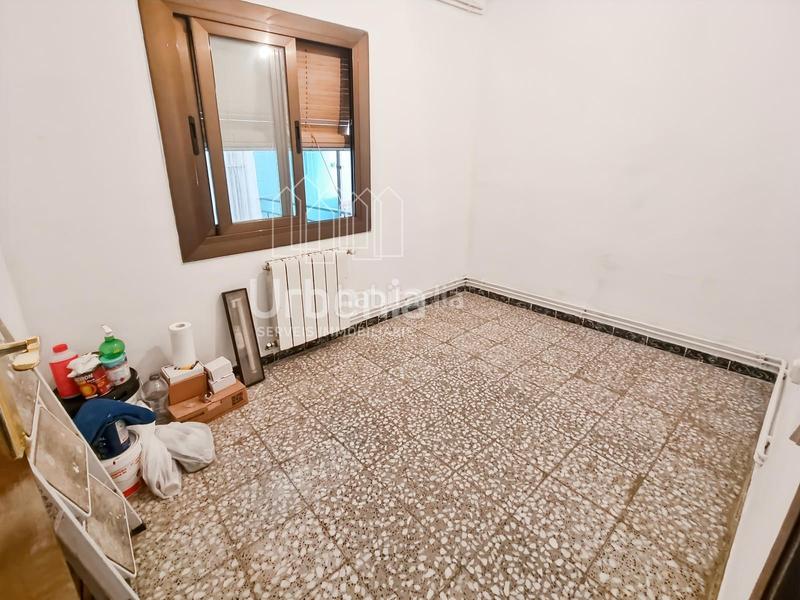 Foto edfb3e1e-89f2-4e4e-a8a6-4330e38be901. Piso  en bloque de pocos vecinos junto a ctra de mata en Mataró