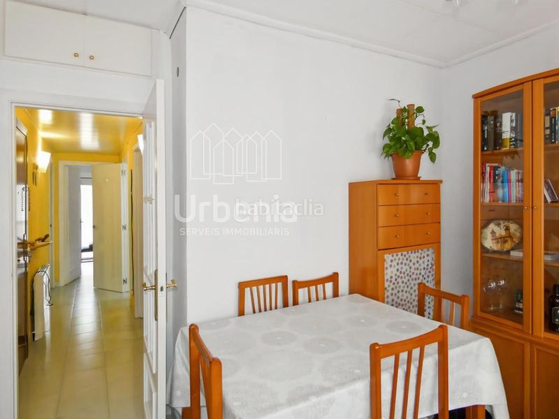 Foto 4d9e7768-419b-4651-972d-2e0255fc4f88. Piso en barri cotet en una calle tranquilísima y en bloque de pocos vecinos. en Premià de Mar