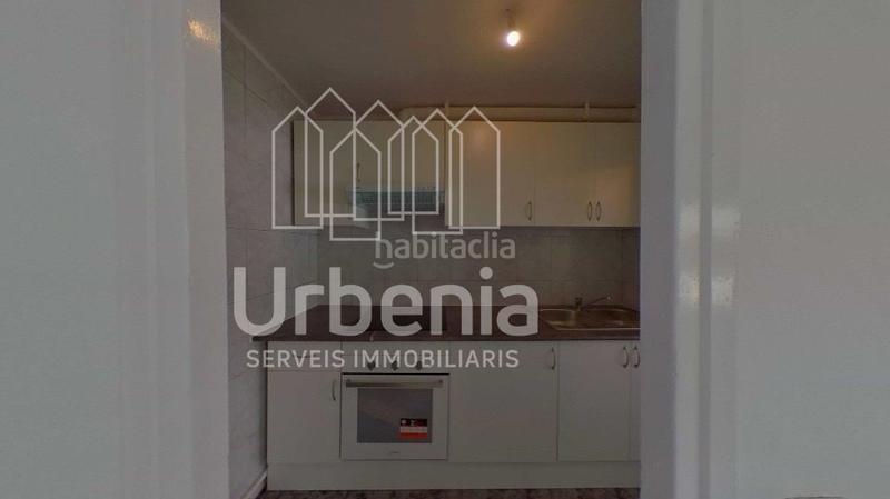 Foto 466d1c0f-751f-45f4-9a3b-a107c2c24683. Piso  en venta con inquilinos. en Cerdanyola Sud Mataró