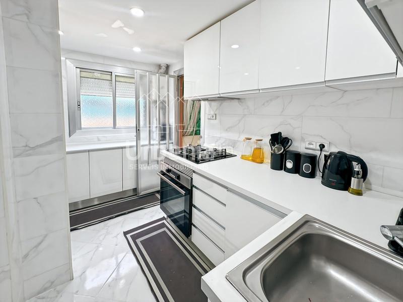 Foto b628f908-e63e-4e32-ba9e-f1b790fee09c. Flat with heating in Zona Alta Premià de Mar