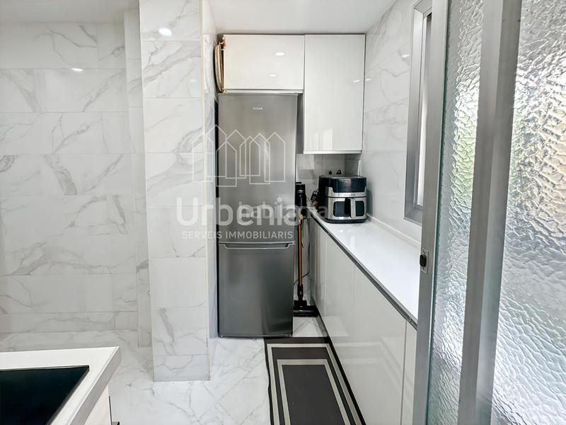 Foto dfd74737-c2f6-4a41-9c8c-544d35c49a7e. Flat with heating in Zona Alta Premià de Mar