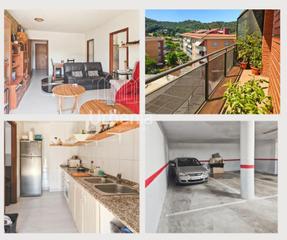 Appartement  1 de octubre de 2017. Piso esquinero con parking en sant cebrià de vallalta