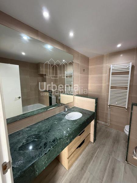 Foto 49e0d70a-856e-4981-9d0c-e25f6be3657f. Casa vive la esencia en una casa de pueblo totalmente reformada, lista para estrenar! en Calonge