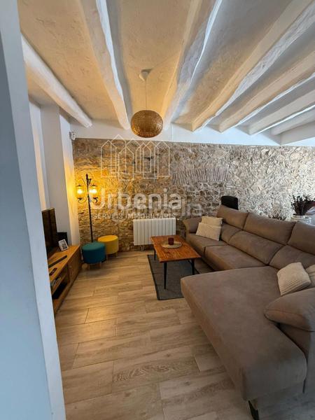 Foto c984f802-308d-4743-a3ec-996a178a4e12. Casa vive la esencia en una casa de pueblo totalmente reformada, lista para estrenar! en Calonge