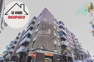 Flat  Poeta josep punsola. Oportunidad sólo para inversores. inmueble okupado.