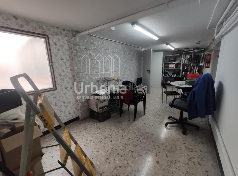 Foto 7738a854-5ecc-40b9-86ab-e7ecf00595cc. Édifice dans Cirera Mataró