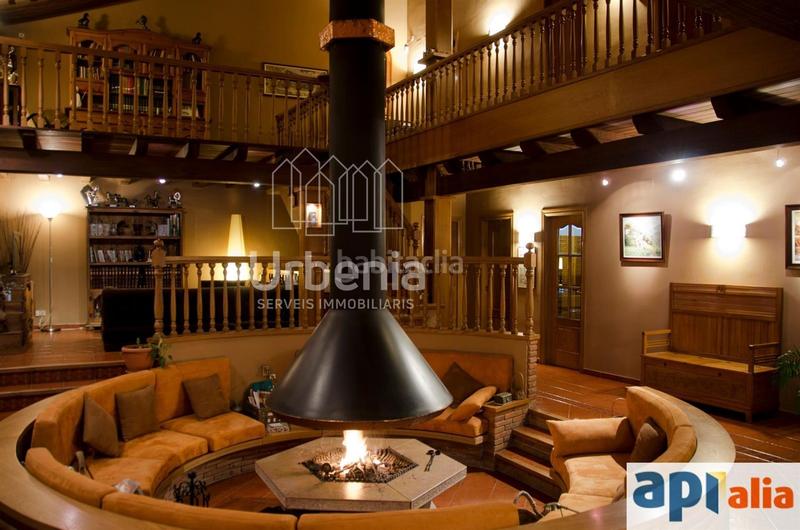 Foto 77b44ed0-53db-4ea1-a2a1-c4ba2e431c5a. Casa amb calefacció aparcament a Llinars del Vallès