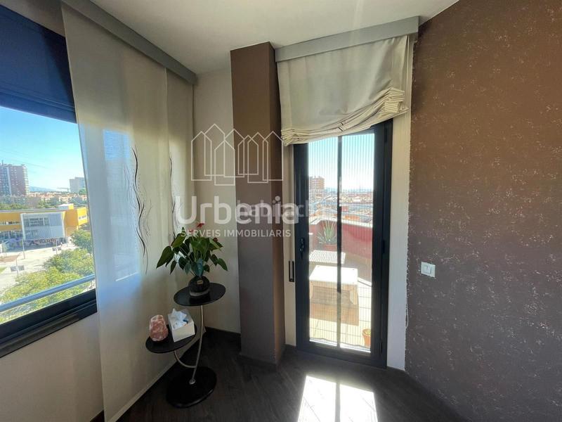 Foto 5b3abae4-e3b7-4e12-8d17-5469b18a39cb. Dúplex  en venta en Sant Pere Nord Terrassa