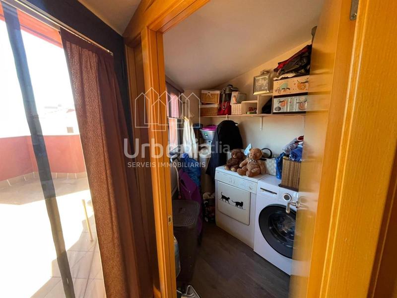 Foto 89b9141b-045b-4872-84d2-0fde4ddd5398. Dúplex  en venta en Sant Pere Nord Terrassa