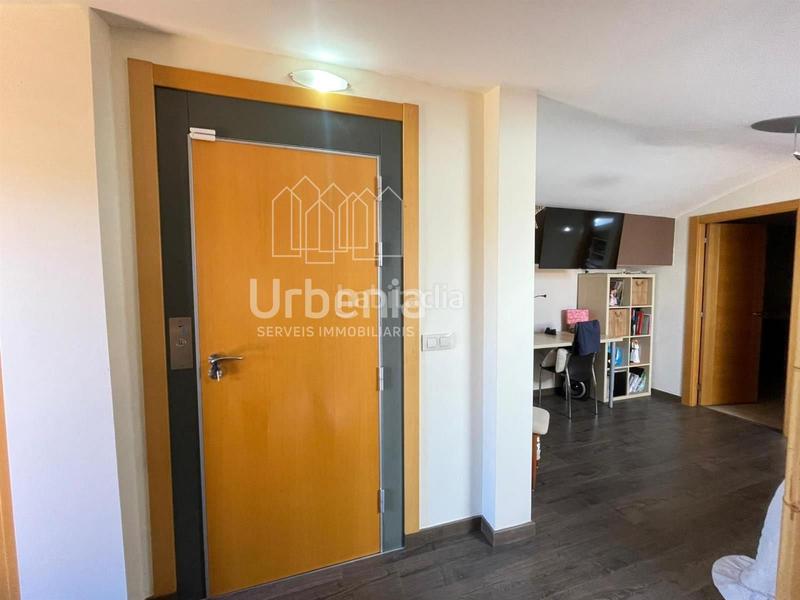Foto b8c0b8f6-2de5-4cc0-b5fb-088cd593c909. Dúplex  en venta en Sant Pere Nord Terrassa