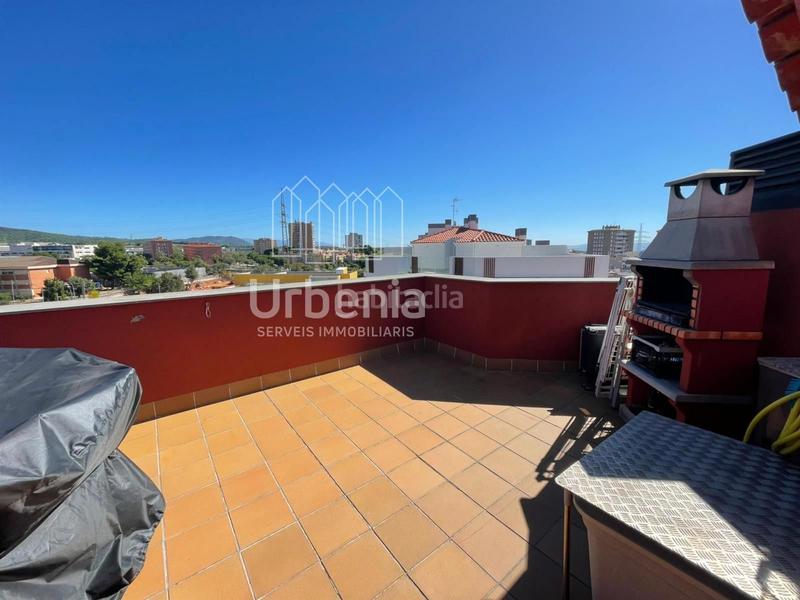Foto b988e647-2ae6-48b3-abc3-3405c37335b7. Dúplex  en venta en Sant Pere Nord Terrassa