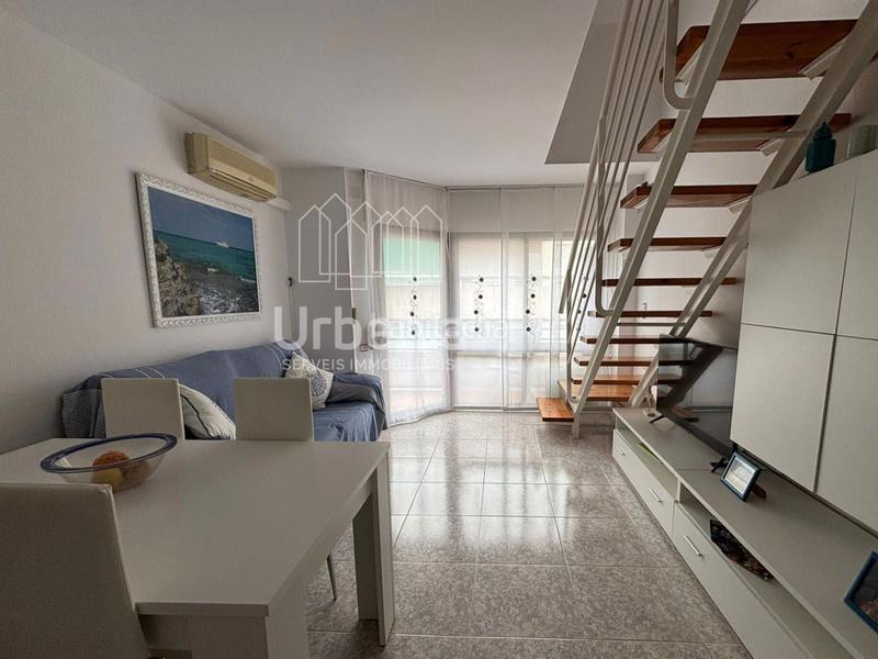 Foto ca8125ca-f294-4a59-a32b-11c7379afbb3. Duplex con parcheggio piscina in Centre Pineda de Mar